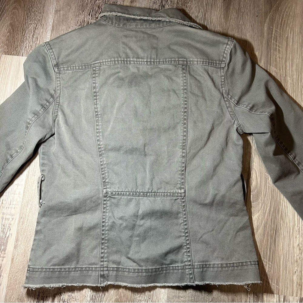 Maurices Distressed Charcoal Denim Button Up Jacket Small - Picture 5 of 10
